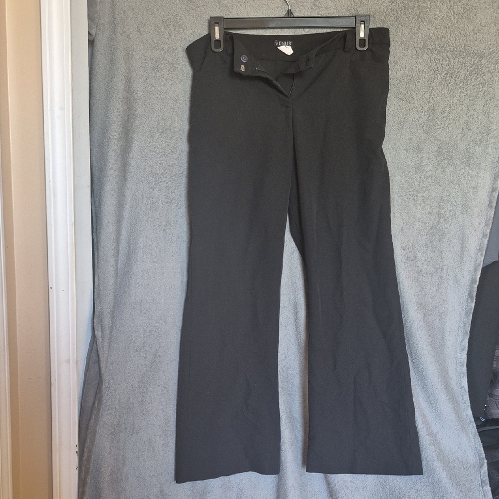 VENUS Elegant Black Pants